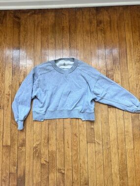 Free People Heather Gray Cropped Sweatshirt